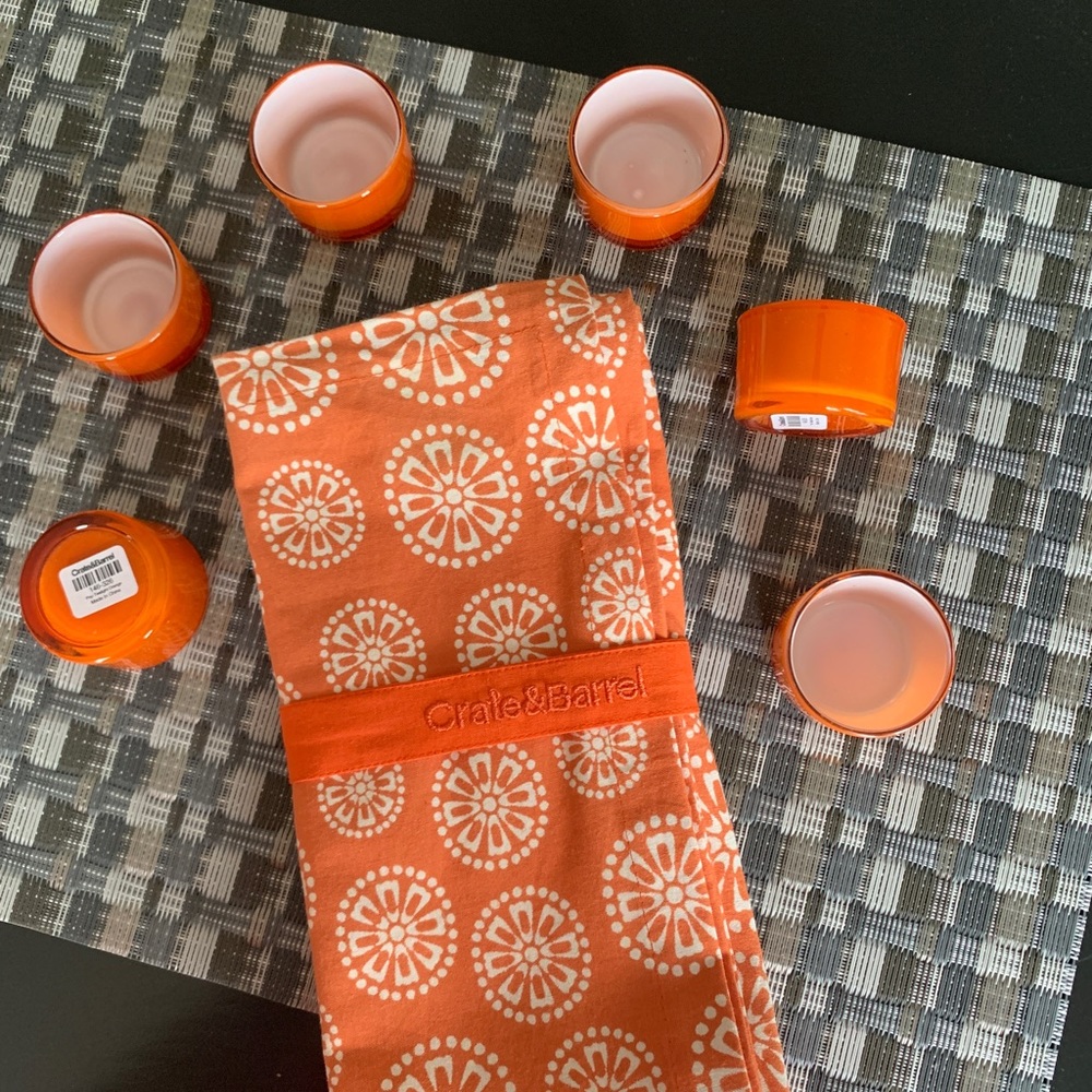 NWT Crate & Barrel Cloth Napkins and Tea Lights